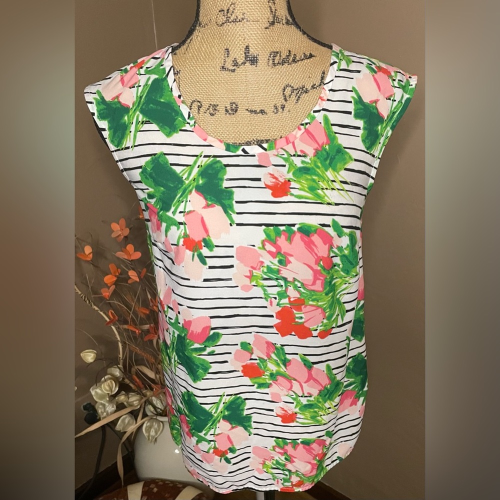 Merona Green Pink Floral scoop neck sleeveless blouse Lightweight Sz XS PTP 16.5